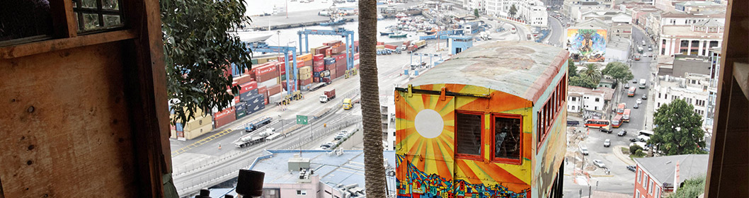 Ruta de Pablo Neruda y Vino Chileno